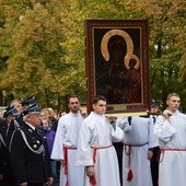 Powitanie ikony MB Częstochowskiej w Spale