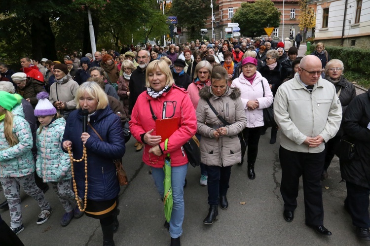 Procesja różańcowa w Krynicy-Zdroju