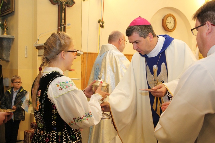 Powitanie ikony MB Częstochowskiej w Lubochni