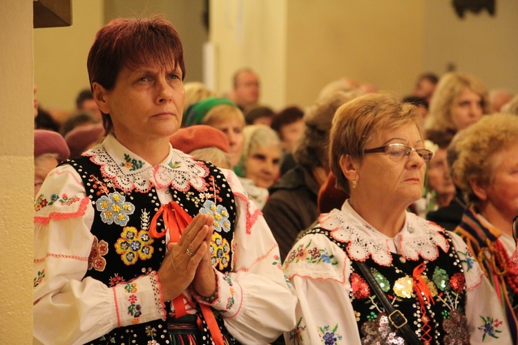 Powitanie ikony MB Częstochowskiej w Lubochni