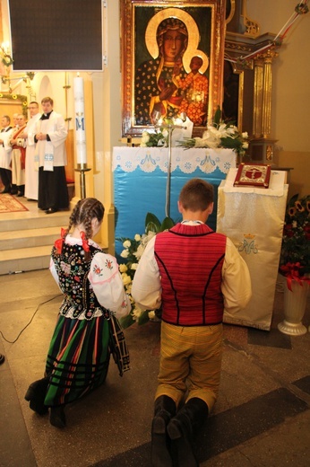 Powitanie ikony MB Częstochowskiej w Lubochni