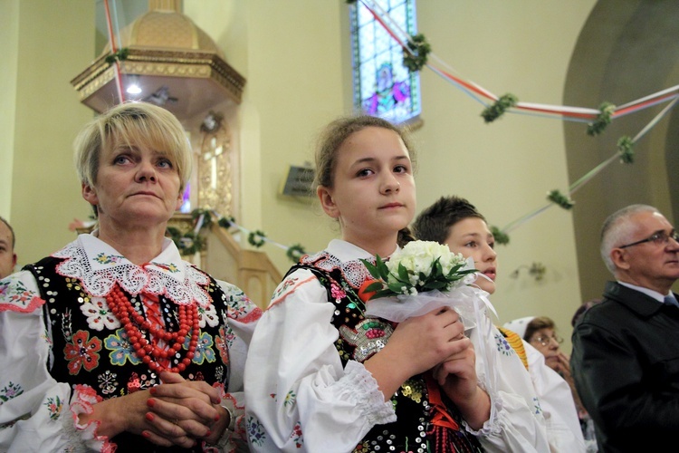 Powitanie ikony MB Częstochowskiej w Lubochni