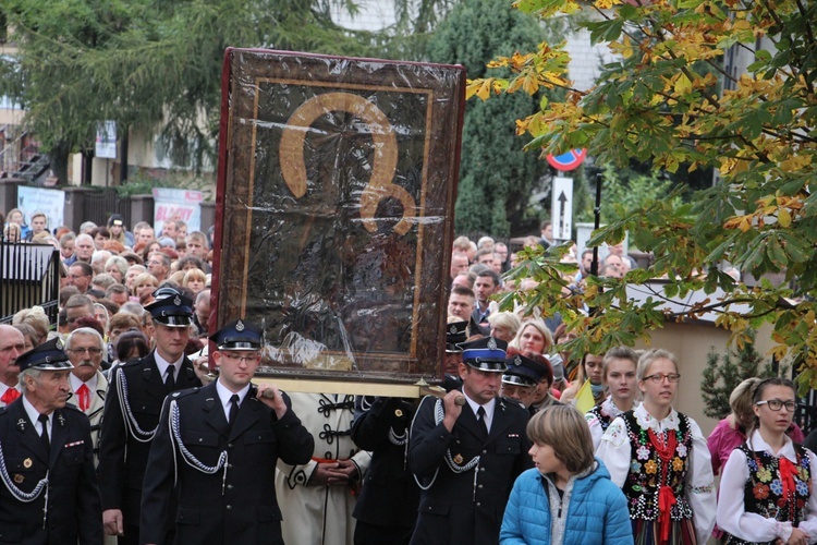 Powitanie ikony MB Częstochowskiej w Lubochni