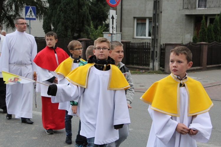 Powitanie ikony MB Częstochowskiej w Lubochni