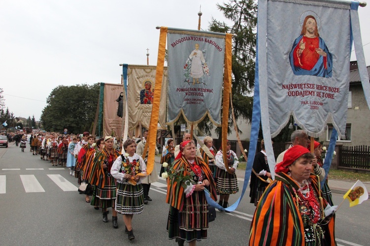 Powitanie ikony MB Częstochowskiej w Lubochni