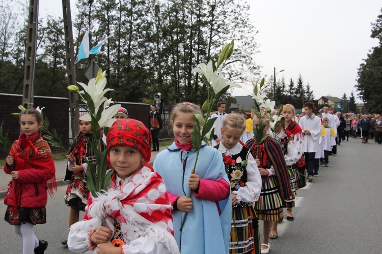 Powitanie ikony MB Częstochowskiej w Lubochni