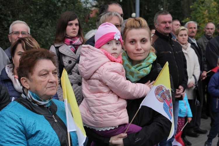 Powitanie ikony MB Częstochowskiej w Lubochni