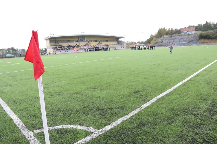 Stróże. Stadion dla niepełnosprawnych