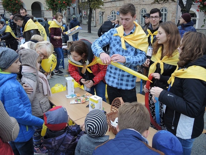 Dzień Papieski AD 2016 na Rynku w Bielsku-Białej