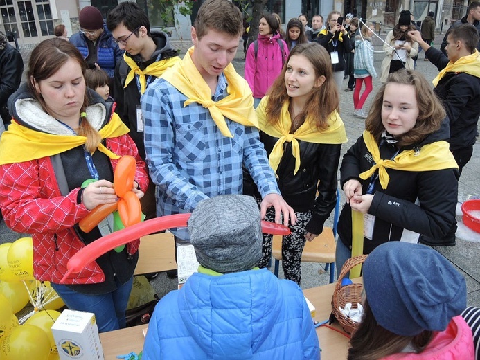 Dzień Papieski AD 2016 na Rynku w Bielsku-Białej