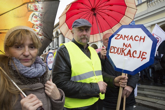 Protest przeciwko reformie edukacji