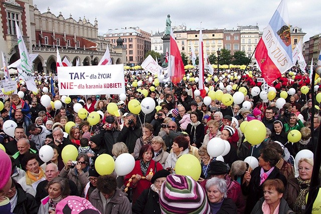 Uczestnicy marszu mówili zgodnie, że chcą, by państwo polskie zakazało aborcji, jednak w ustawie nie powinien się znaleźć zapis dotyczący karania kobiet.