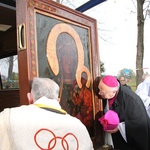 Powitanie ikony MB Częstochowskiej w Białyninie