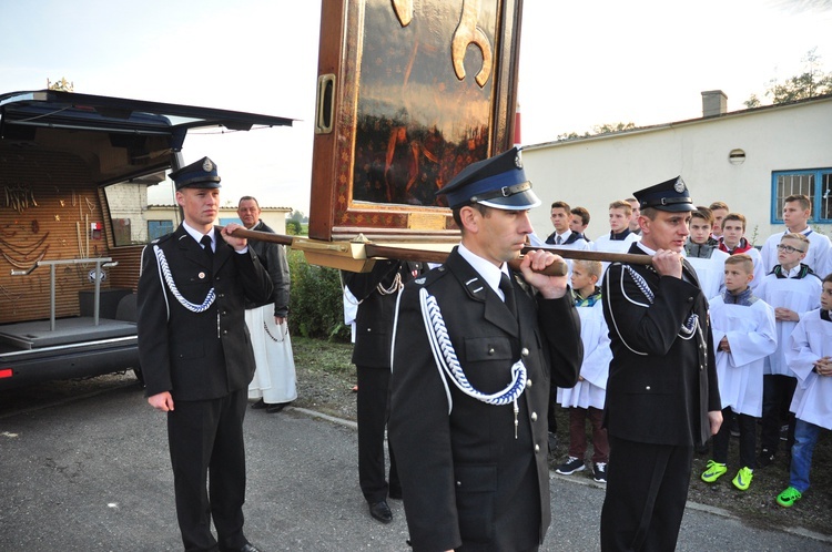 Powitanie ikony MB Częstochowskiej w Wysokienicach