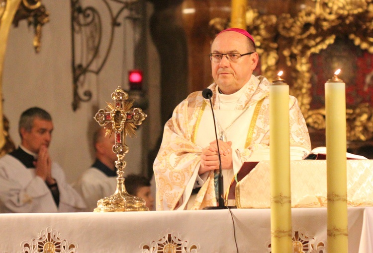 Uroczystości jadwiżańskie 2016 - pielgrzymka Trzebniczan do grobu św. Jadwigi 