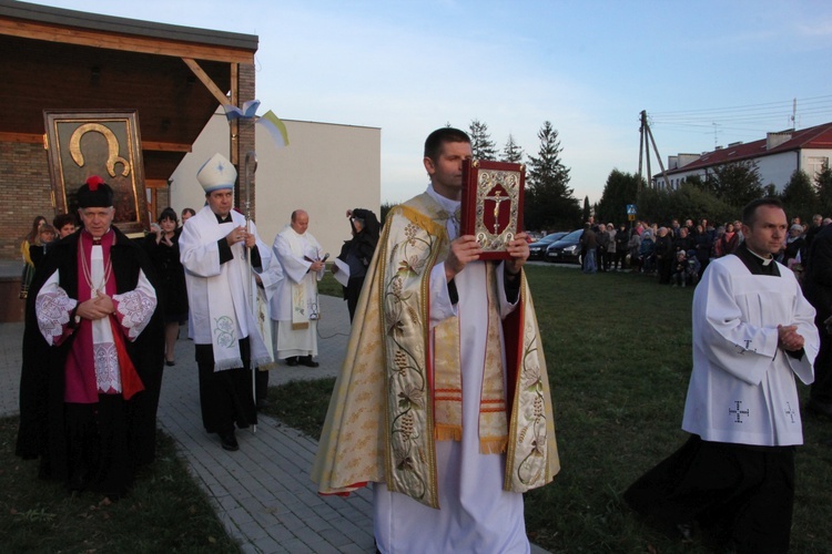 Powitanie ikony MB Częstochowskiej w Boguszycach