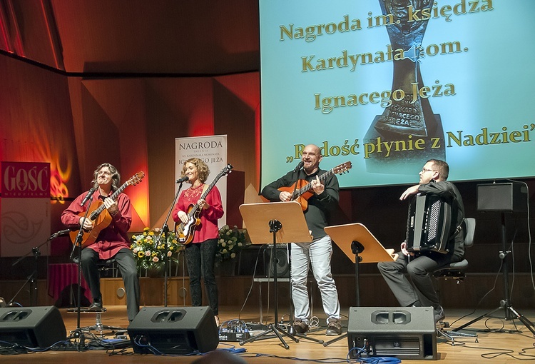 Gala nagród im. kard. nom. Jeża