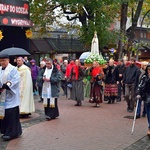 Z procesją przez Krupówki