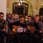 Czuwanie dla młodzieży w Tuchowie