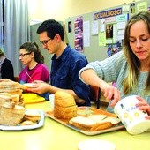 DA „Na Czarnej” zachęca do skorzystania z jednej z wielu propozycji formacyjnych dostępnych dla studentów w ciągu całego tygodnia.