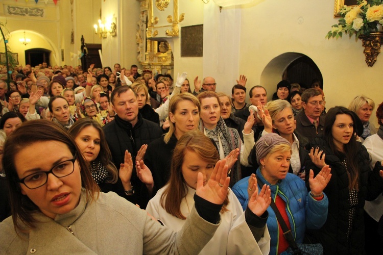 Powitanie ikony MB Częstochowskiej u oo. pasjonistów