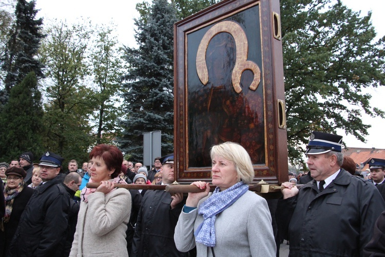 Powitanie ikony MB Częstochowskiej u oo. pasjonistów