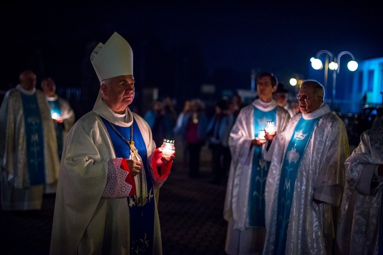 Nabożeństwo fatimskie w Woli Rzędzińskiej