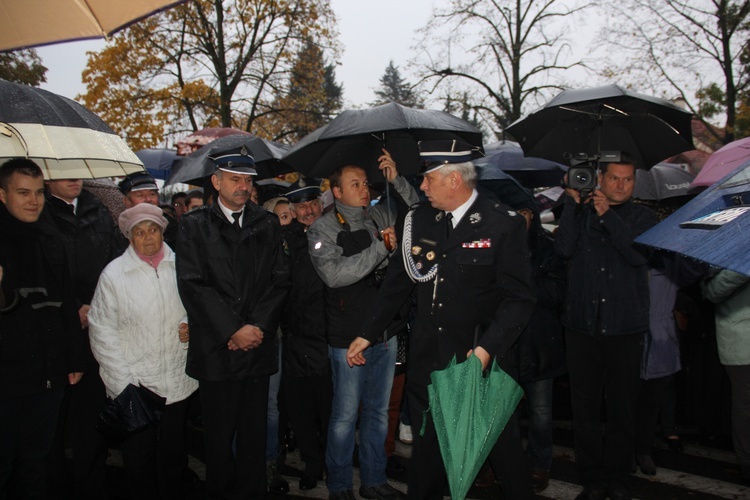 Powitanie ikony MB Częstochowskiej w parafii św. Jakuba w Skierniewicach