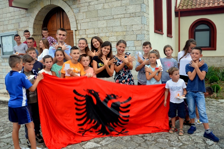 Misyjne podróże: Albania