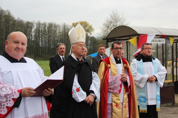 Powitanie ikony MB Częstochowskiej w Janisławicach