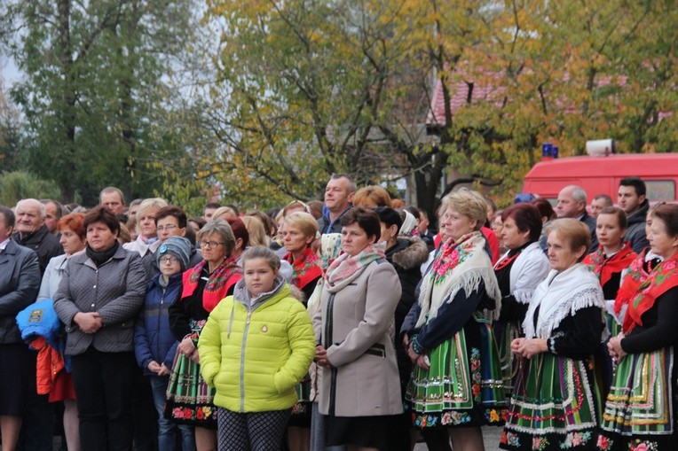 Powitanie ikony MB Częstochowskiej w Janisławicach