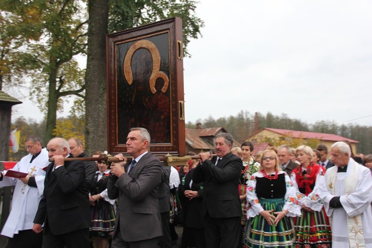 Powitanie ikony MB Częstochowskiej w Janisławicach