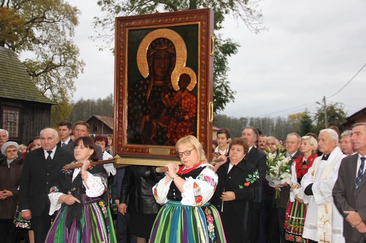 Powitanie ikony MB Częstochowskiej w Janisławicach