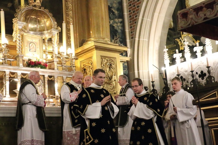 Dzien Zaduszny w katedrze wawelskiej 2016