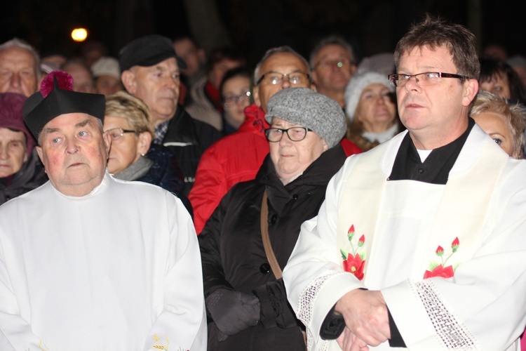 Powitanie ikony MB Częstochowskiej w parafii św. Stanisława w Skierniewicach