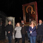 Powitanie ikony MB Częstochowskiej w parafii św. Stanisława w Skierniewicach