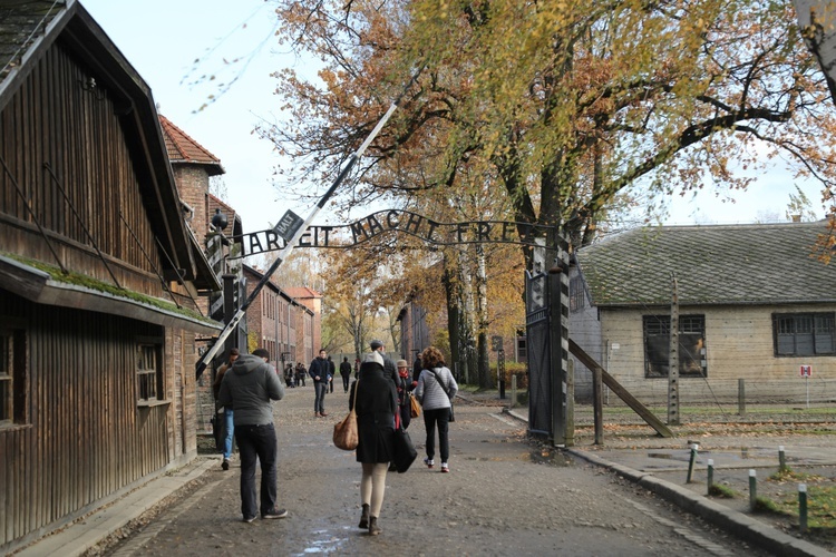 Msza Święta 2 listopada w KL Auschwitz