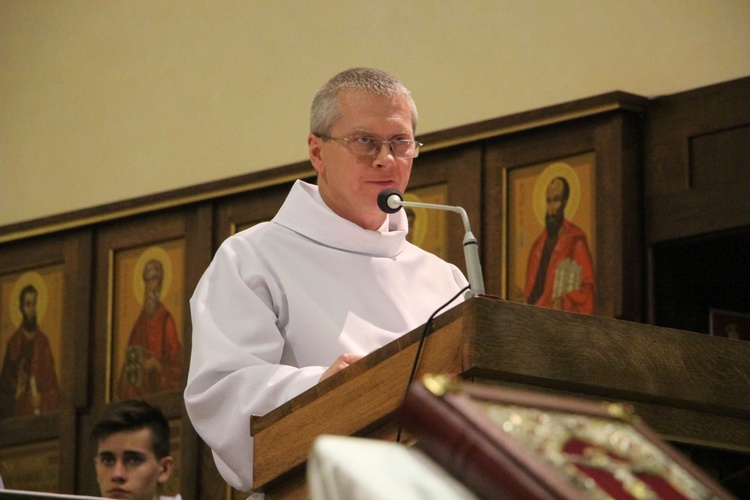 Powitanie ikony MB Częstochowskiej w parafii Miłosierdzia Bożego w Skierniewicach