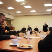 Spotkanie odbyło sie w sali multimedialnej Domu Biskupa Łowickiego
