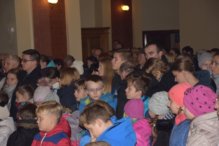 Powitanie ikony MB Częstochowskiej w parafii Najświętszego Serca Pana Jezusa w Skierniewicach