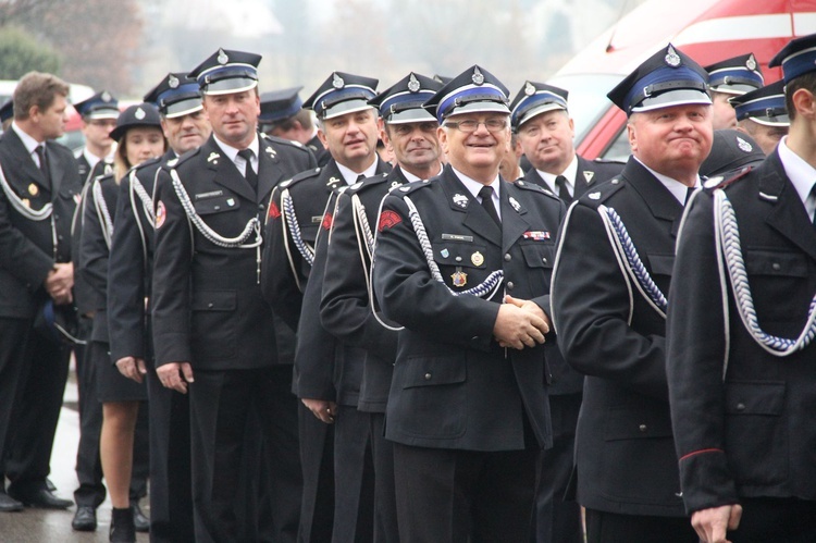 Zaduszki strażackie w Oleśnie