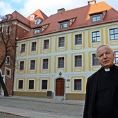 Muzeum, które cieszy oko i... dzwońce