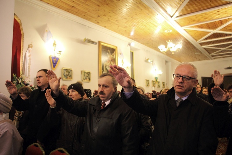 Powitanie ikony MB Częstochowskiej w parafii Grzymkowice-Byki