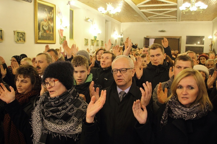 Powitanie ikony MB Częstochowskiej w parafii Grzymkowice-Byki