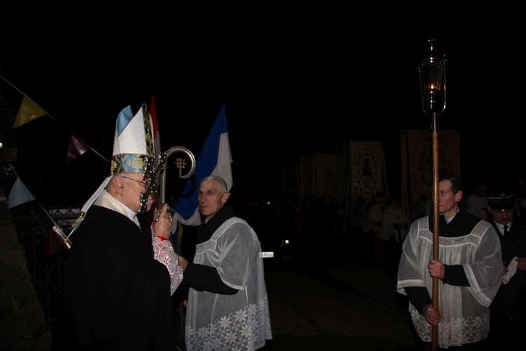 Powitanie ikony MB Częstochowskiej w parafii Grzymkowice-Byki