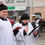 Procesja z relikwiami św. Wiktorii w Łowiczu