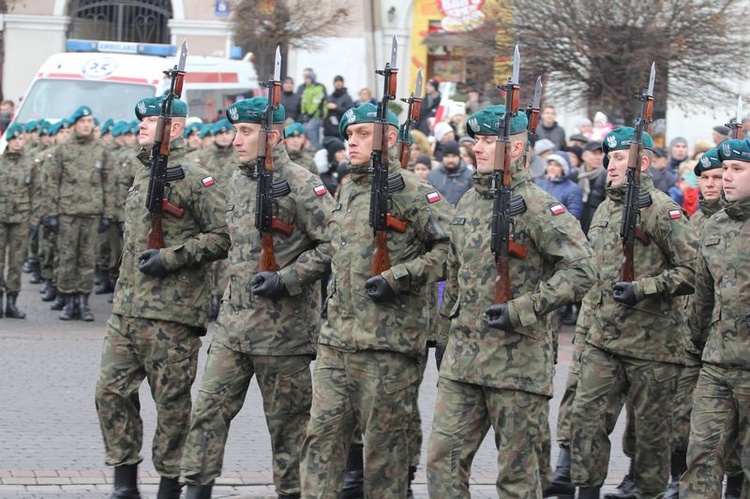 Obchody 98. rocznicy odzyskania przez Polskę niepodległości