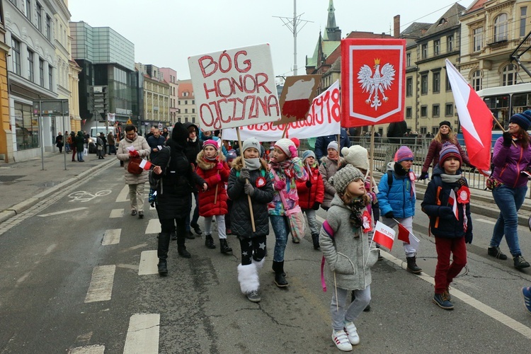 XV Radosna Parada Niepodległości we Wrocławiu