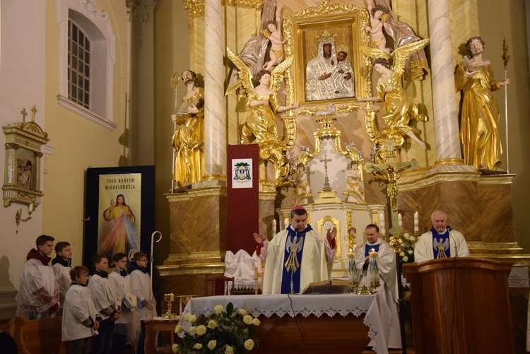 Powitanie ikony MB Częstochowskiej w Regnowie