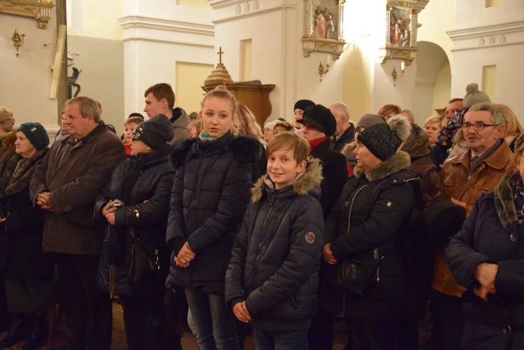 Powitanie ikony MB Częstochowskiej w Regnowie